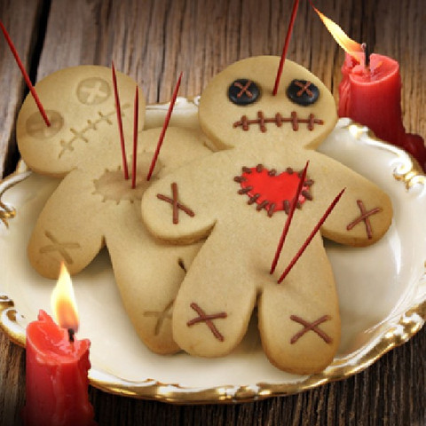 cursed-cookies-cookie-cutter-fred-and-friends-great-kids-cooking-giftjpg_5ba2a149-9cd2-4c50-ae8e-4b56354a5960_large